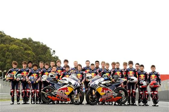 Sissis Quickest Again On Wet Final Day Of Red Bull MotoGP Rookies Cup Test At Estoril